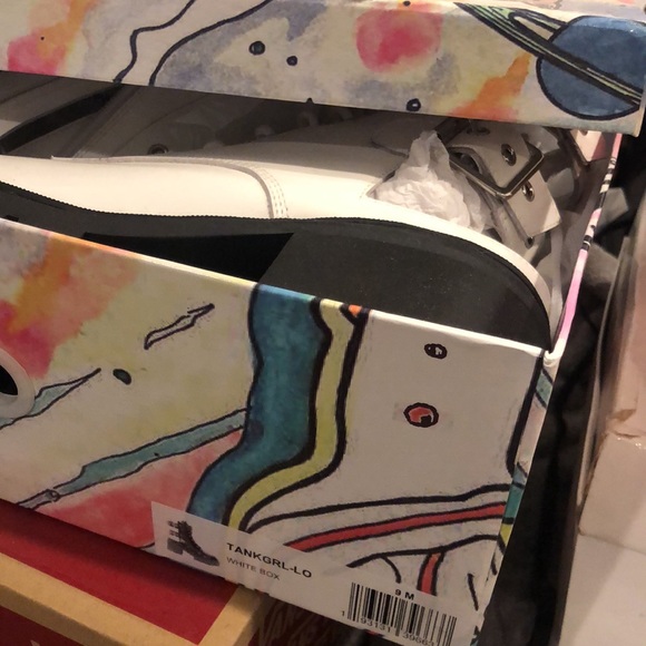 NWT Jeffrey Campbell TANK-GRL LO LUG BOTTOM BOOT - Picture 3 of 7